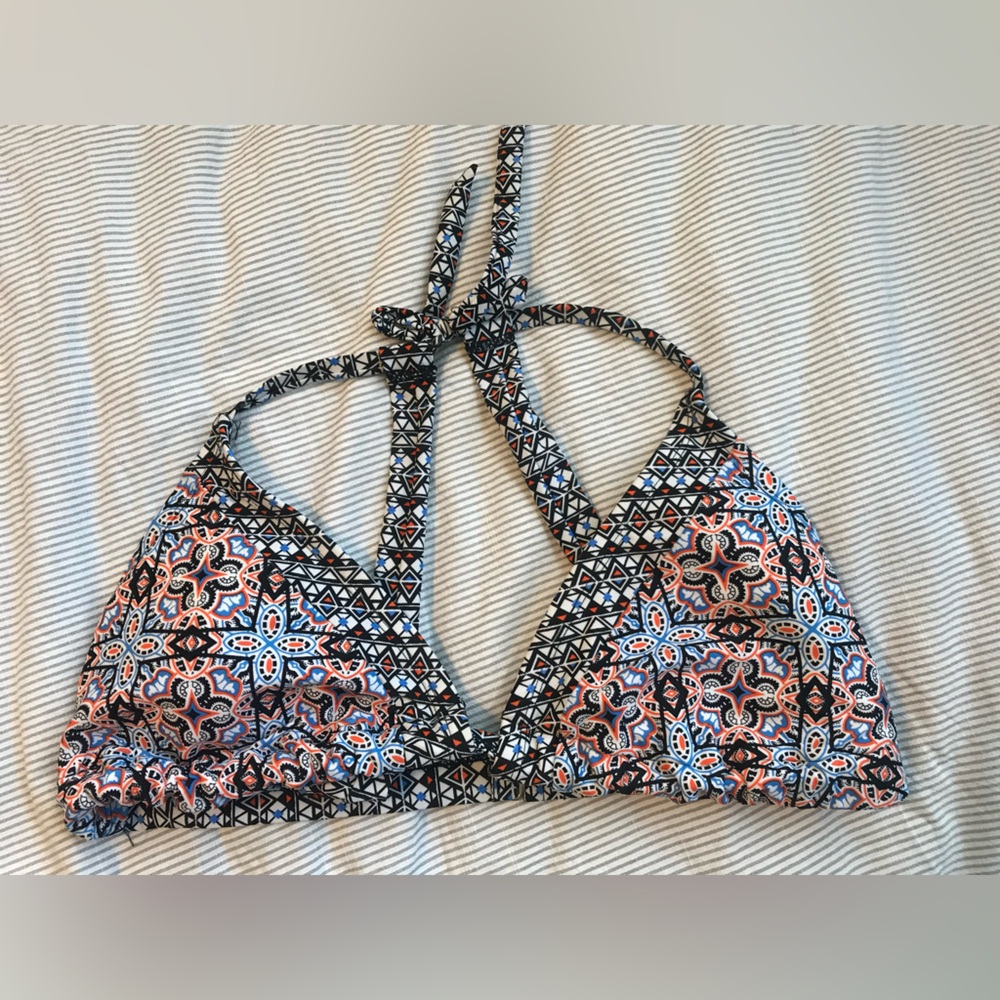 Patterned Bikini Set - Picture 4 of 7